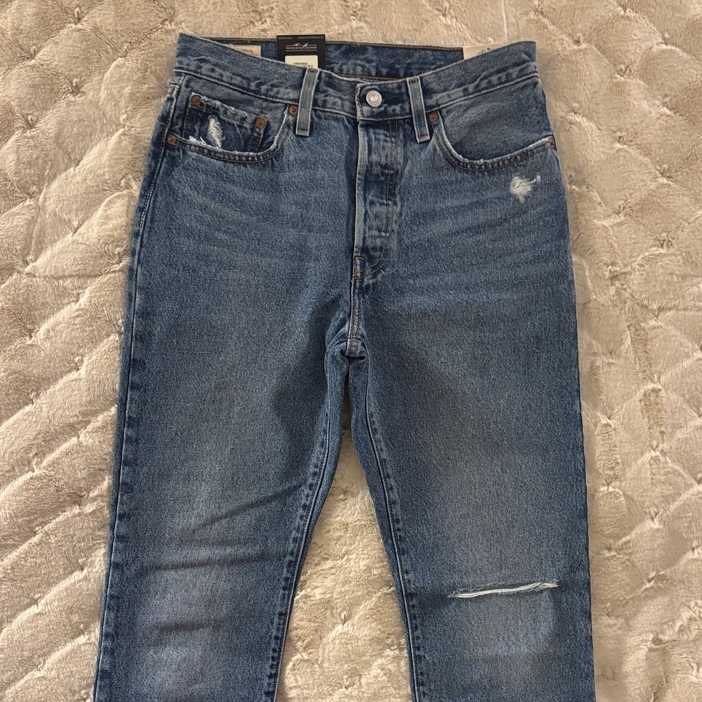 Levi’s 501 Original Premium Jeans - Picture 3 of 7